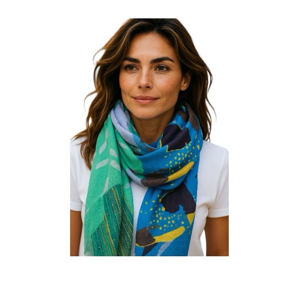 Infinity Loop Scarf - Picture 3 of 9